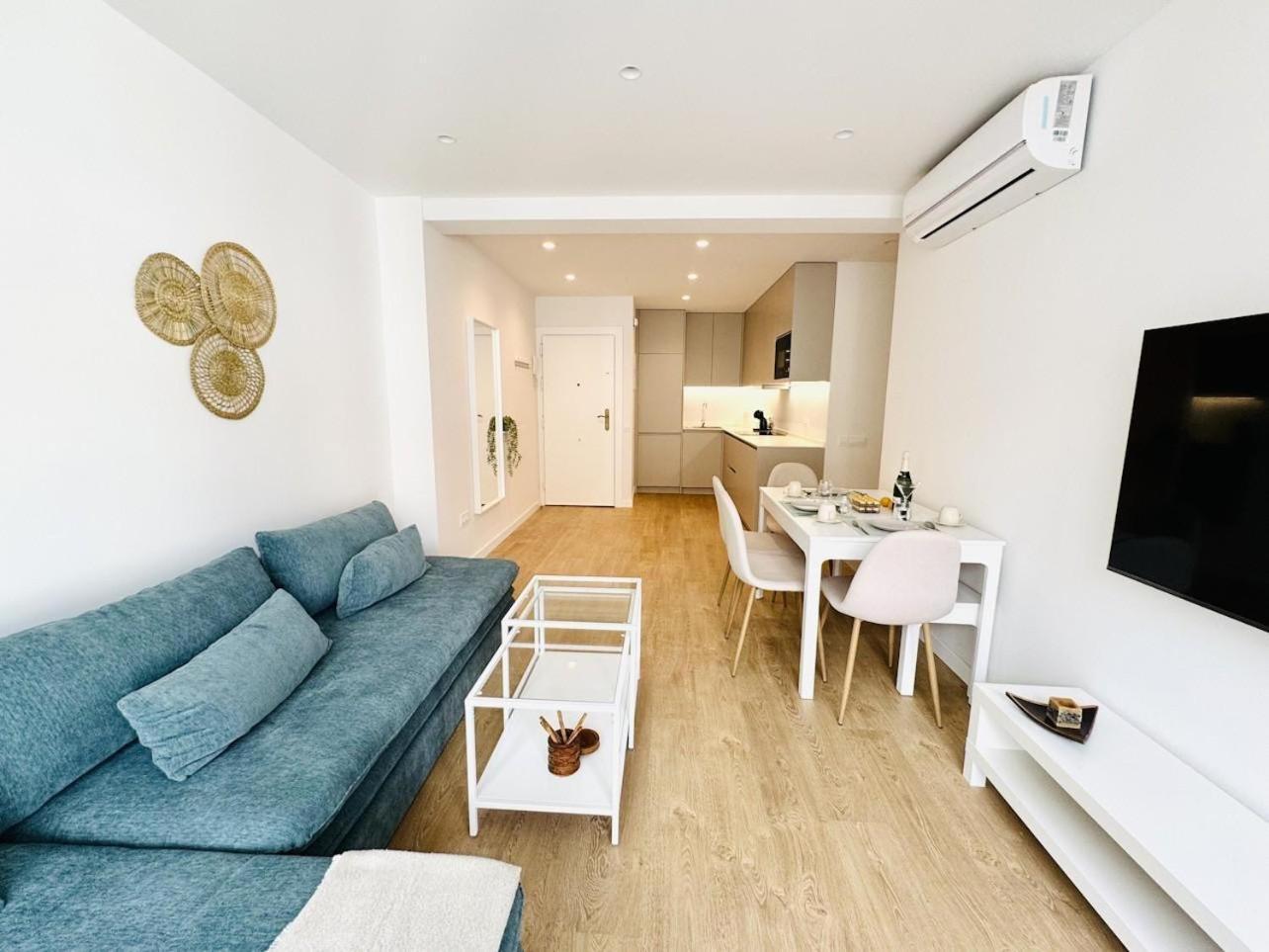 Family Apartment In The Malaga City Center Экстерьер фото