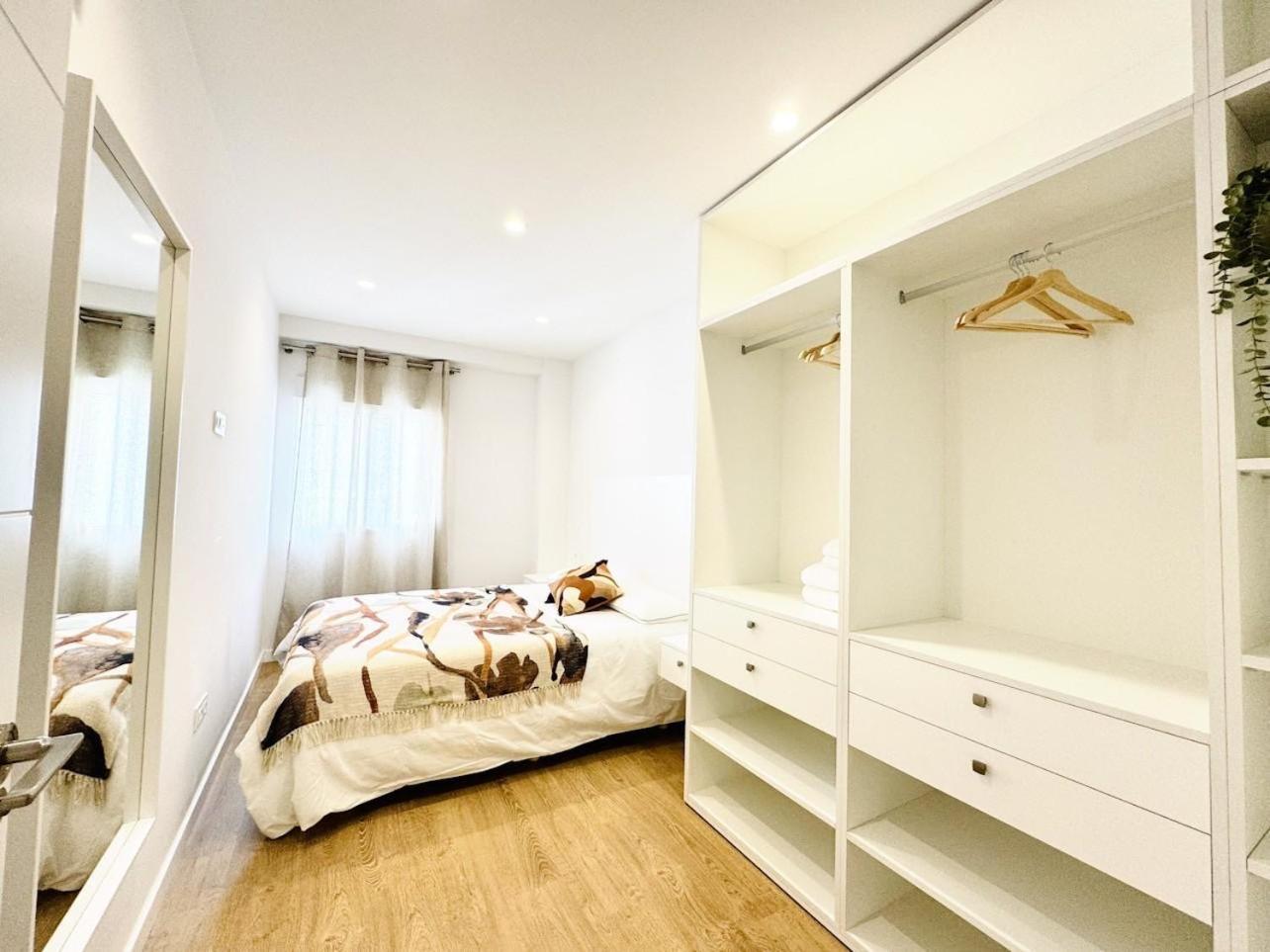 Family Apartment In The Malaga City Center Экстерьер фото