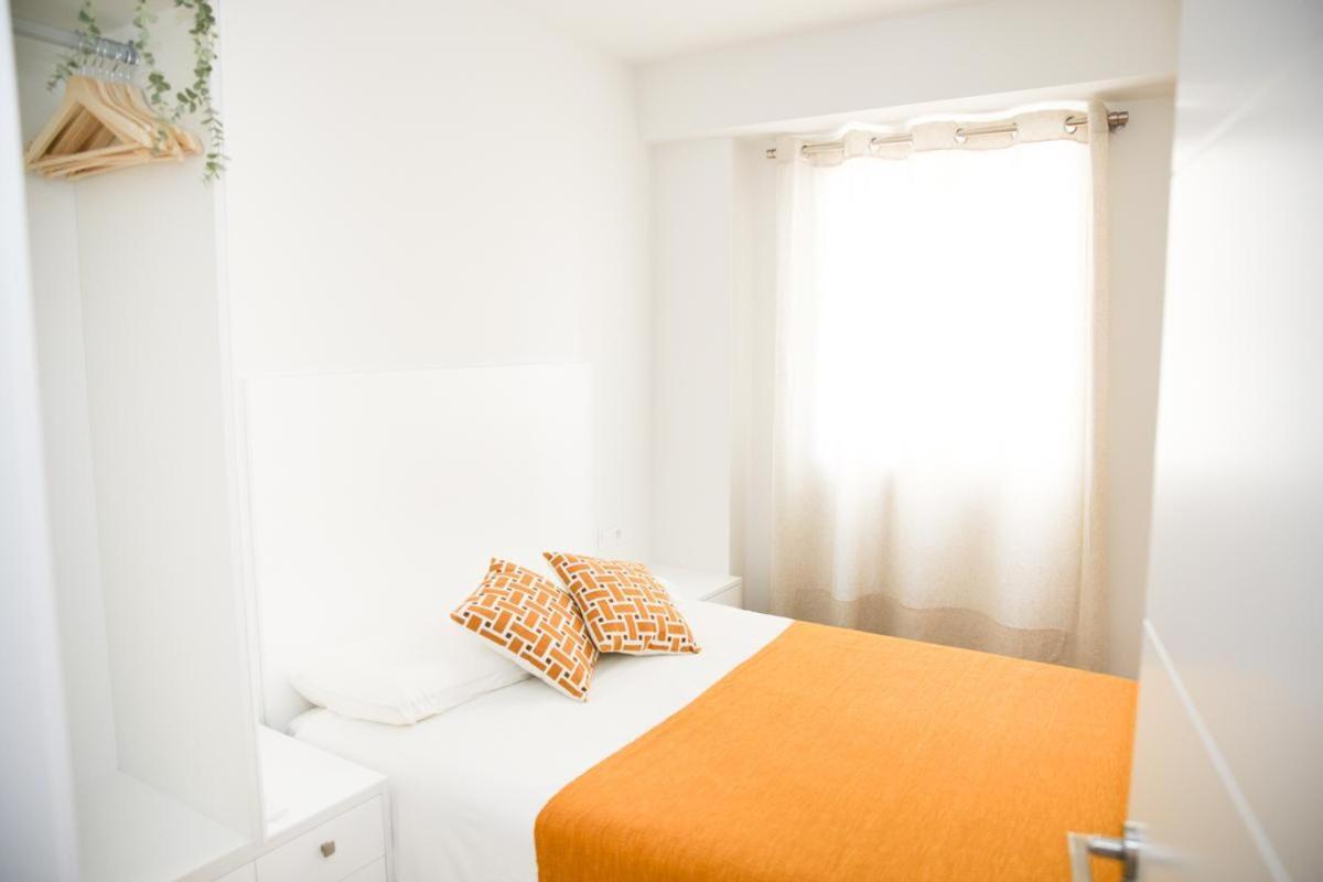 Family Apartment In The Malaga City Center Экстерьер фото